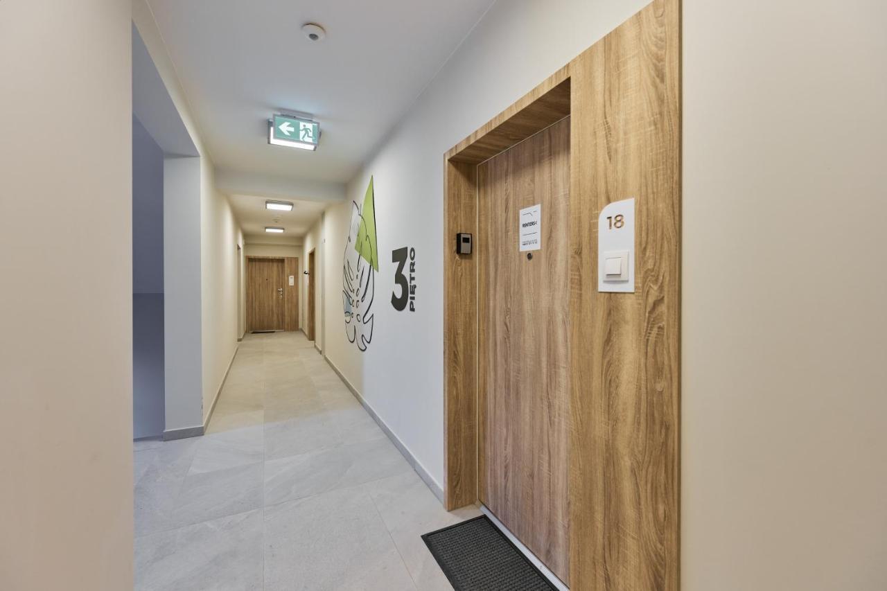 Apartment Wichrowa With Free Garage Wroclaw By Noclegi Renters Breslávia Exterior foto