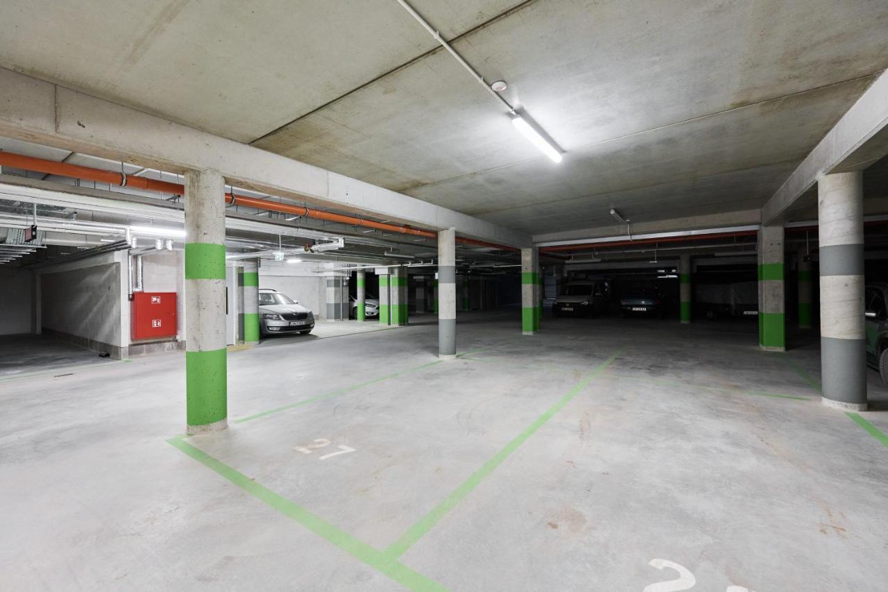 Apartment Wichrowa With Free Garage Wroclaw By Noclegi Renters Breslávia Exterior foto
